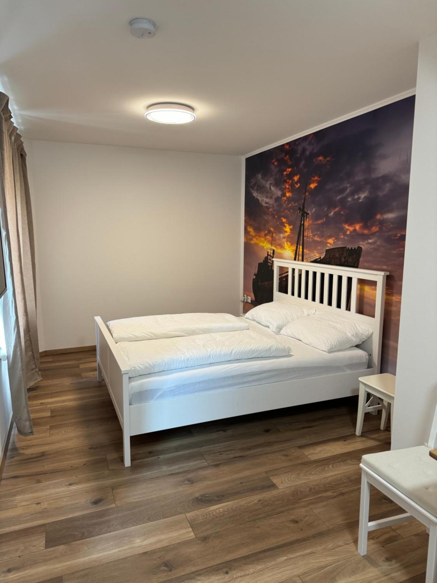 Pension Amedy Lübeck Exteriör bild
