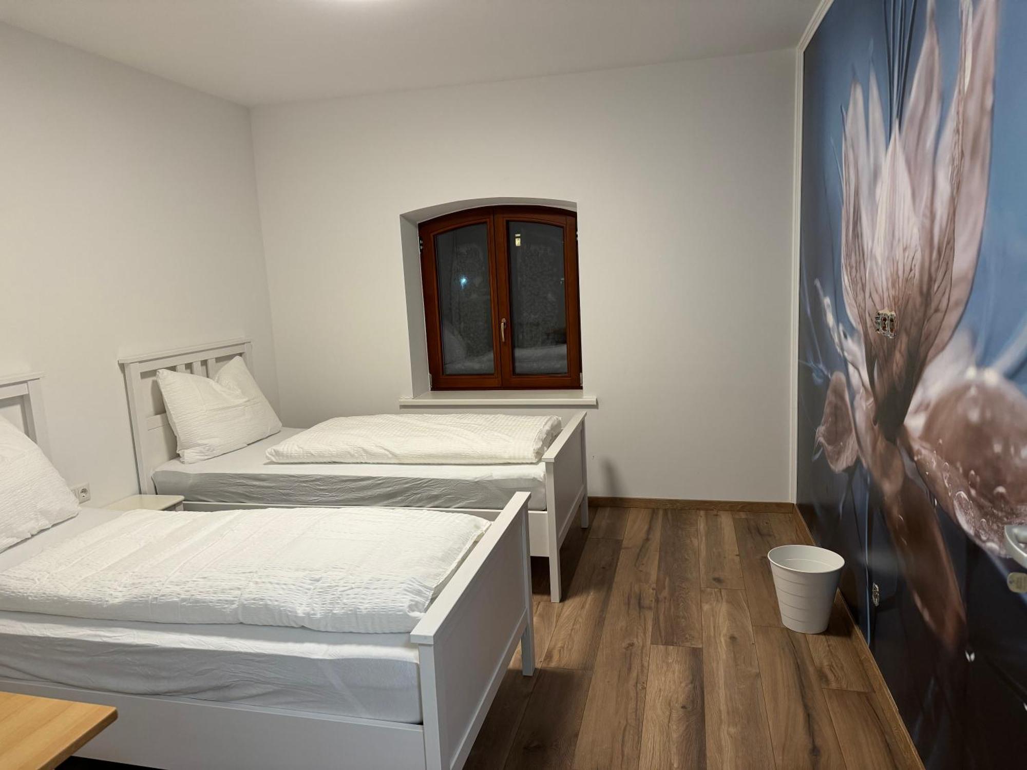 Pension Amedy Lübeck Exteriör bild
